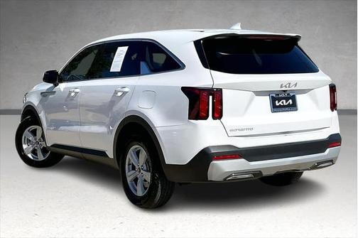 2024 Kia Sorento LX