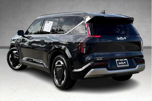 2024 Kia EV9 Land