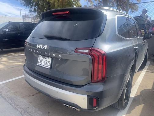 2023 Kia Telluride S