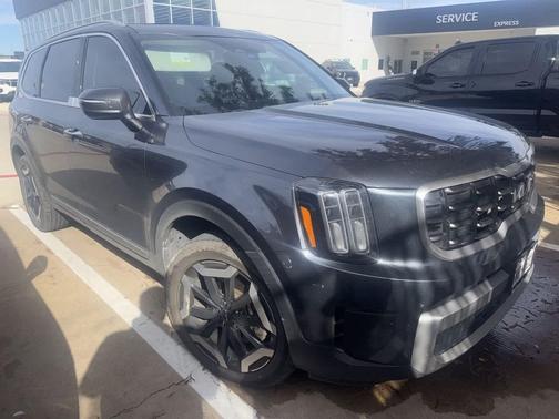 2023 Kia Telluride S