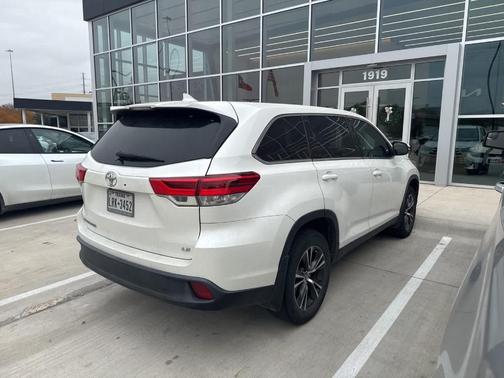 2019 Toyota Highlander LE Plus
