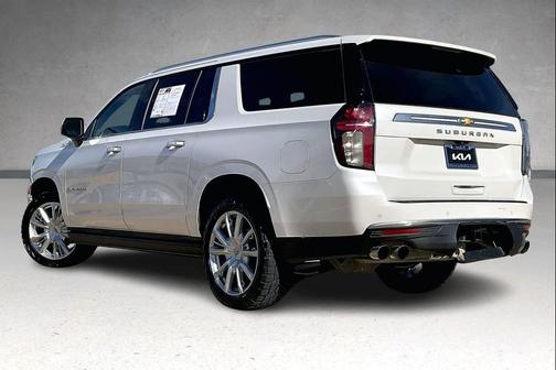 2021 Chevrolet Suburban High Country