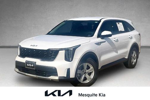 Glacial White Pearl 2025 Kia Sorento LX