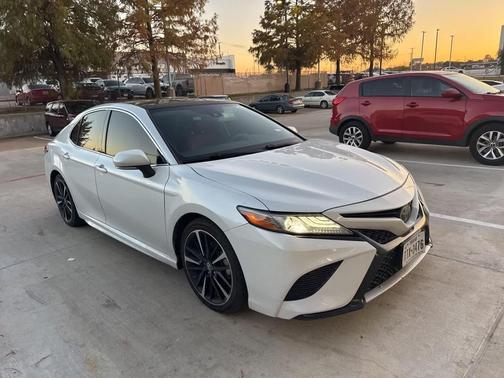 2019 Toyota Camry XSE