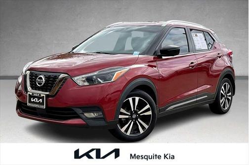 2020 Nissan Kicks SR