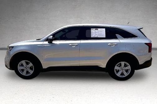 Sparkling Silver 2022 Kia Sorento LX