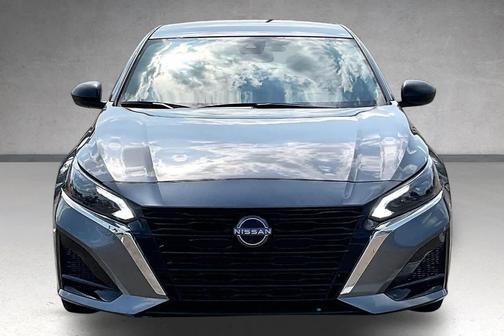 Gun Metallic 2025 Nissan Altima SV