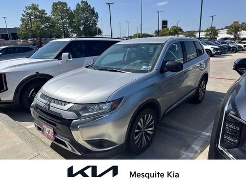 Alloy Silver Metallic 2020 Mitsubishi Outlander ES
