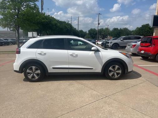 2018 Kia Niro LX