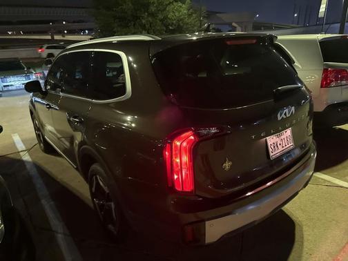 2023 Kia Telluride S
