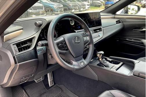2023 Lexus ES 350 F SPORT Handling