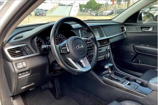 2019 Kia Optima EX