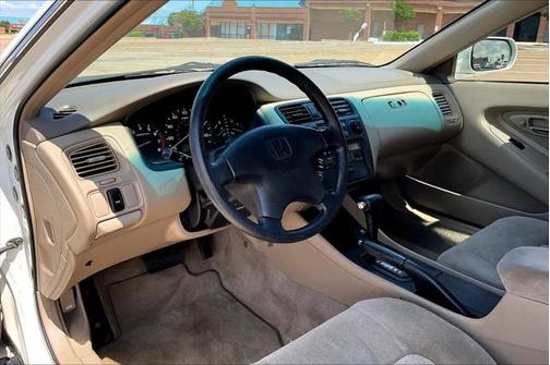 2000 Honda Accord LX V6