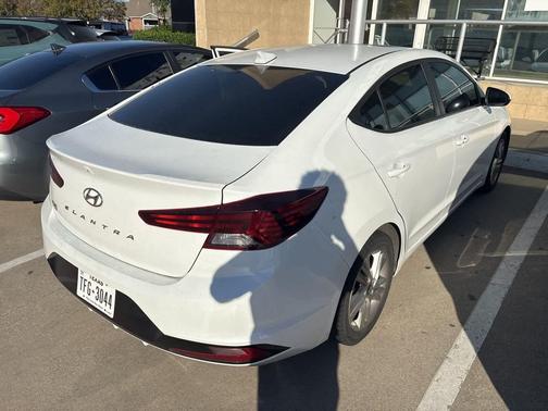 2019 Hyundai ELANTRA Value Edition