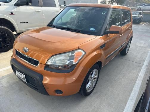 2011 Kia Soul +
