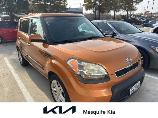 2011 Kia Soul +