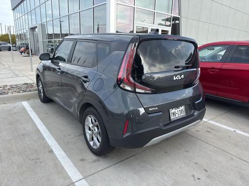 2024 Kia Soul LX