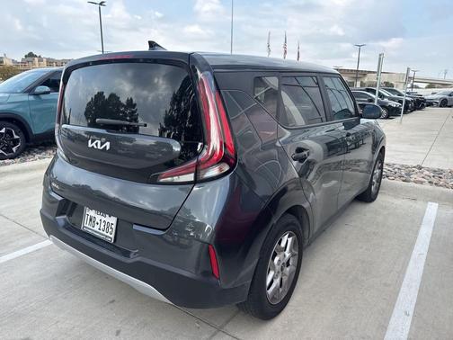 2024 Kia Soul LX