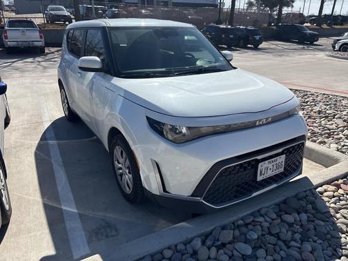 2023 Kia Soul LX