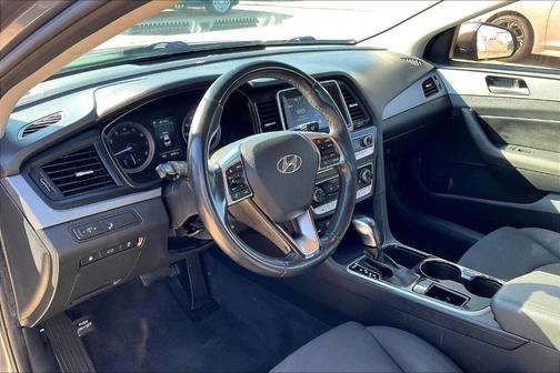 2018 Hyundai SONATA SEL