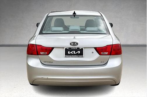 2010 Kia Optima LX