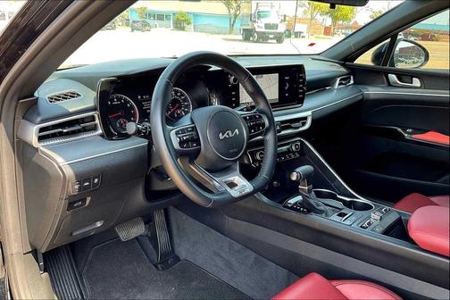 2024 Kia K5 GT-Line