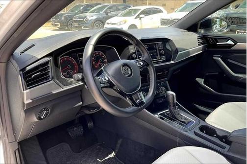 2021 Volkswagen Jetta 1.4T R-Line