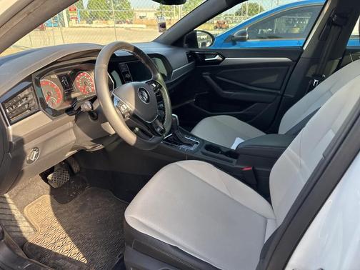 2021 Volkswagen Jetta 1.4T R-Line