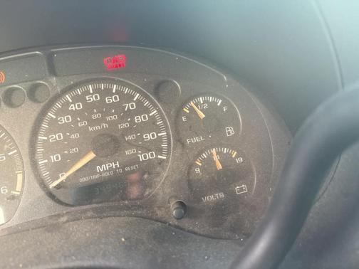 2003 Chevrolet S-10 LS 123 WB