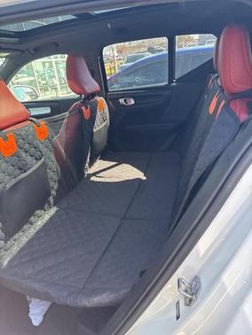 2019 Volvo XC40 T5 Momentum