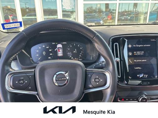 2019 Volvo XC40 T5 Momentum