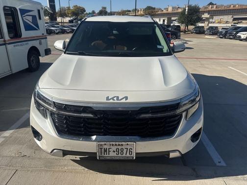 2024 Kia Seltos EX