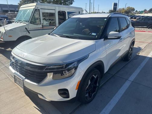 2024 Kia Seltos EX