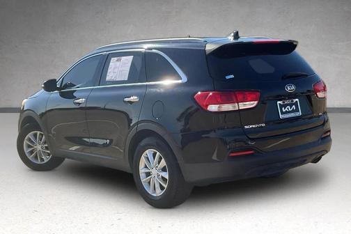 Ebony Black 2016 Kia Sorento LX