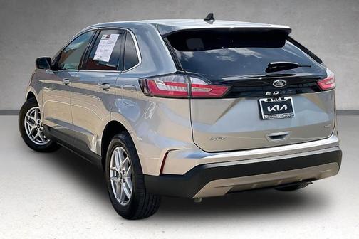 Iconic Silver Metallic 2024 Ford Edge SEL