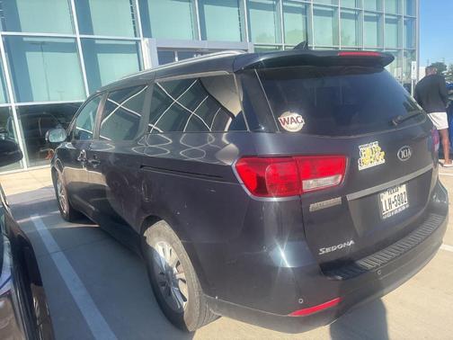 Midnight Sapphire 2017 Kia Sedona LX