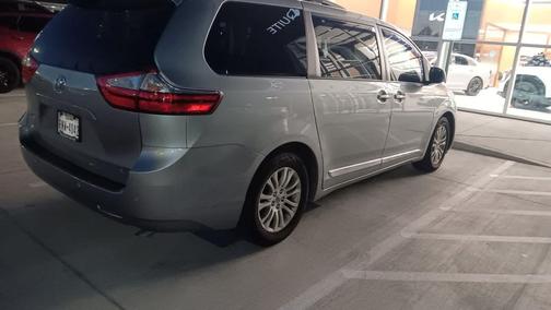 2015 Toyota Sienna XLE Premium