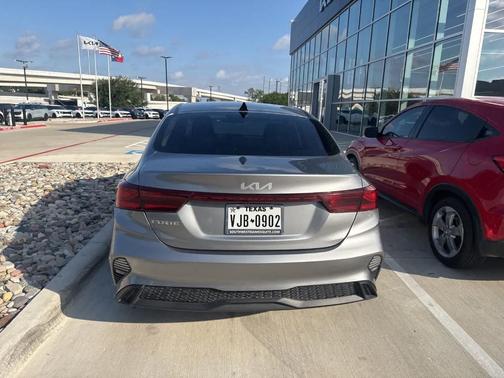 Steel Gray 2024 Kia Forte LXS
