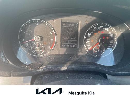 2013 Volkswagen Passat 2.5 SE