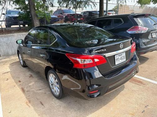 Black 2018 Nissan Sentra SV