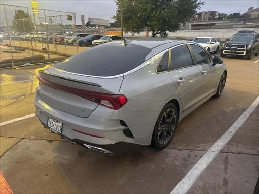 2024 Kia K5 GT-Line