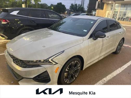 2024 Kia K5 GT-Line