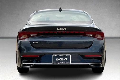 2022 Kia K5 LXS