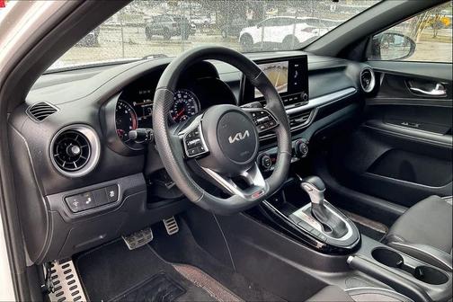 2022 Kia Forte GT-Line