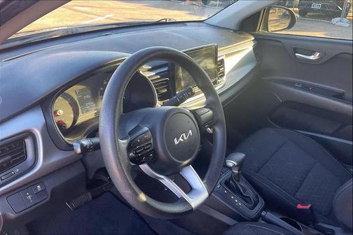 2023 Kia Rio LX