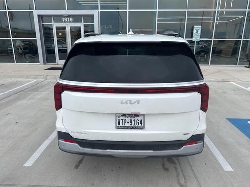 Snow White Pearl 2026 Kia Carnival Hybrid EX