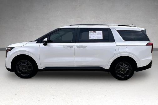 Snow White Pearl 2026 Kia Carnival Hybrid EX