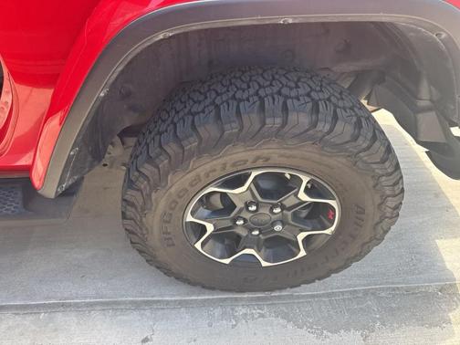 Firecracker Red Clearcoat 2023 Jeep Wrangler Rubicon