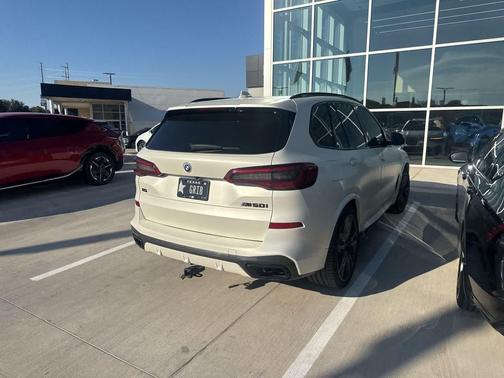 2020 BMW X5 M50i