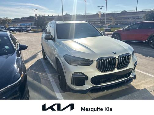 2020 BMW X5 M50i